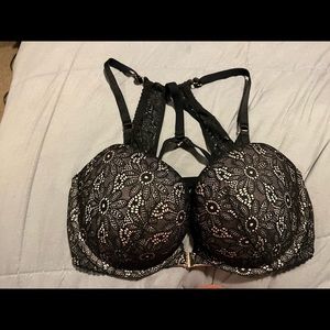 Victoria’s Secret front closure bra